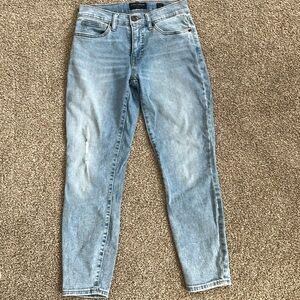 Lucky brand mid rise crop jeans 2/26